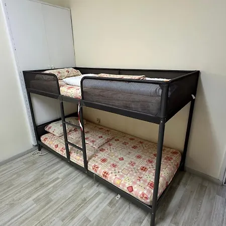 Near Finikoudes 15 Lägenhet Larnaca