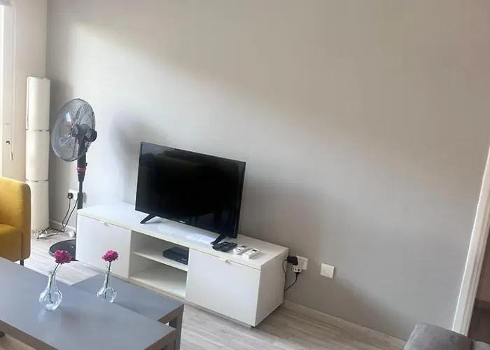 Lägenhet Near Finikoudes 15