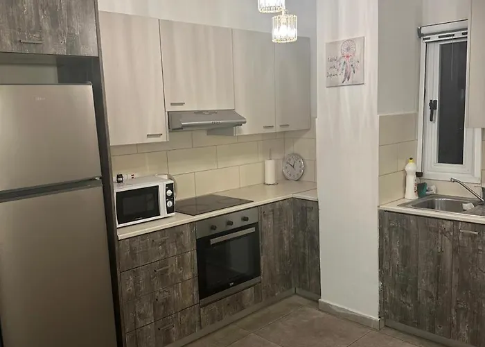 Near Finikoudes 15 Lägenhet *